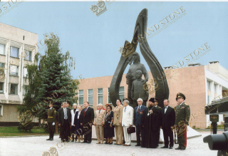 Мемориал Костромичам - Труженикам тыла 1941-1945 гг