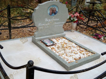 1 цветное фото на керамике 18х24 (Россия) в памятник для двоих