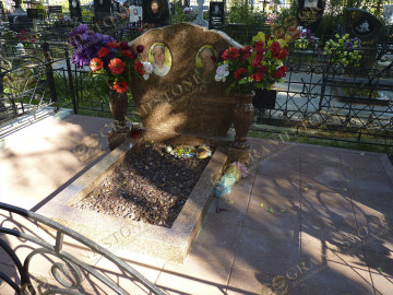 4 керамичесие фотогрфии 13х18 для двойного памятника